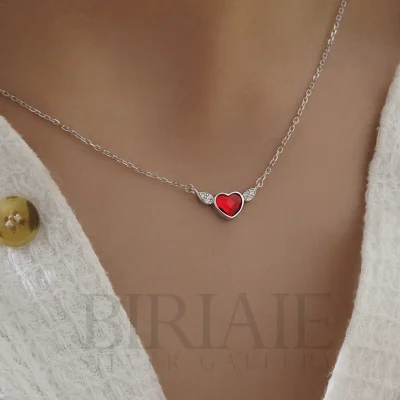 گردنبند قلب قرمز دخترانه